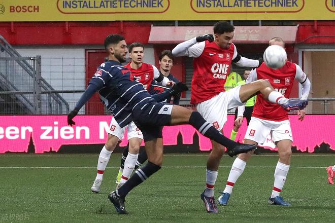 以英超竞争 以英超竞争