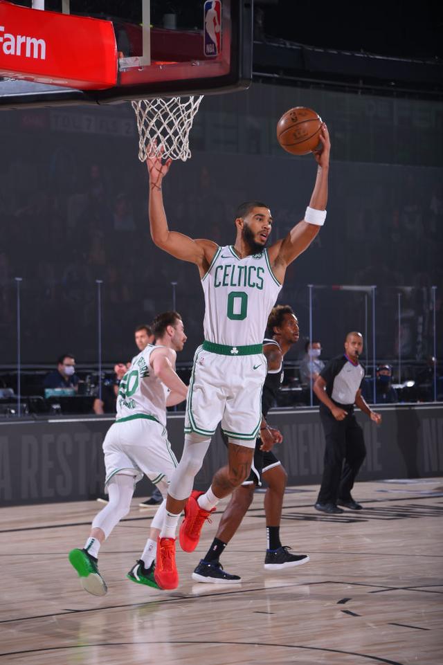 这种战术上 这种战术上