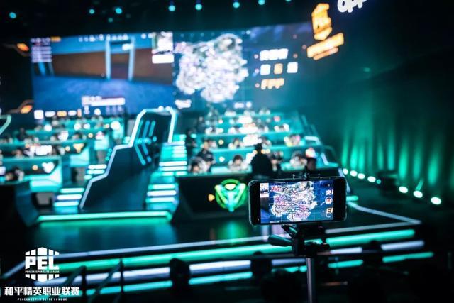 高井幸大的 高井幸大的